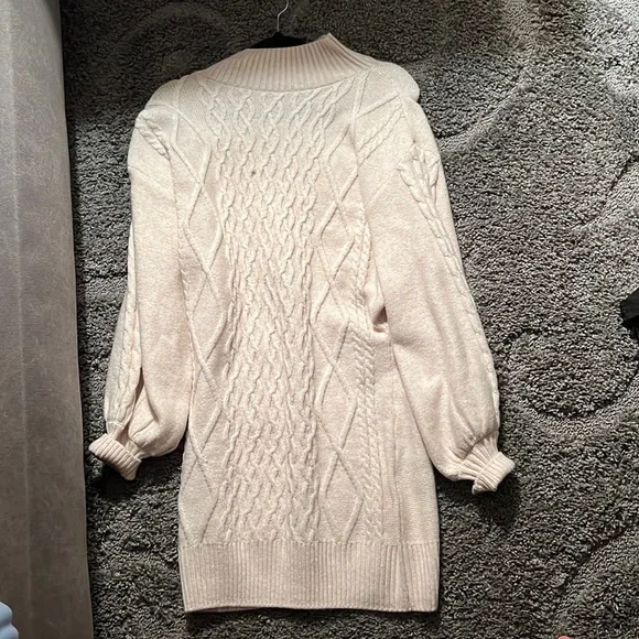 H&M | Dresses | Hm Turtle Neck Sweater Dress | Poshmark H&M | Dresses | Hm Turtle Neck Sweater Dress | Poshmark